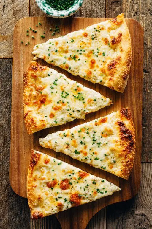 Creamy Alfredo Pizza Sauce