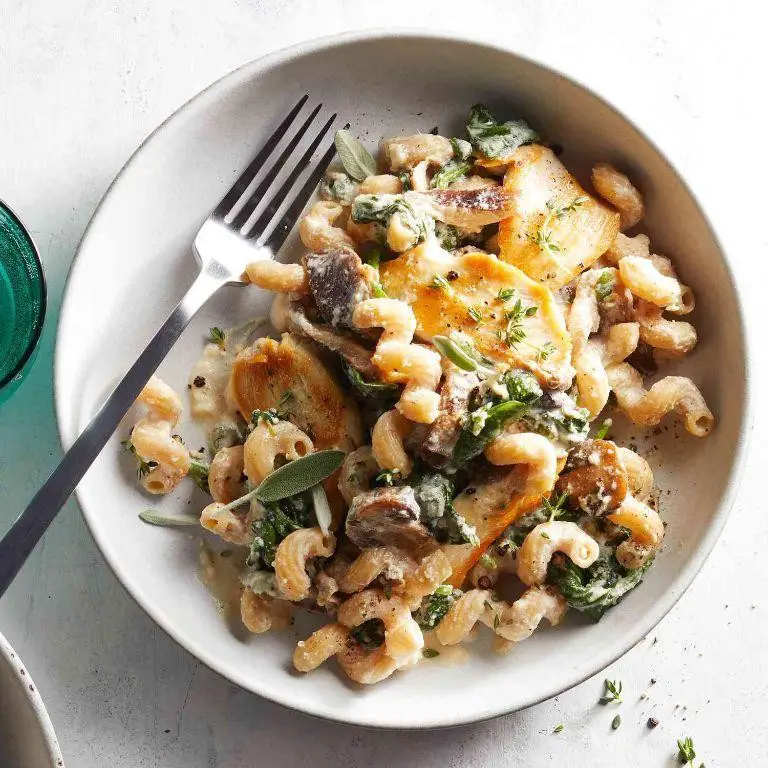Creamy Chicken and Ricotta Pasta