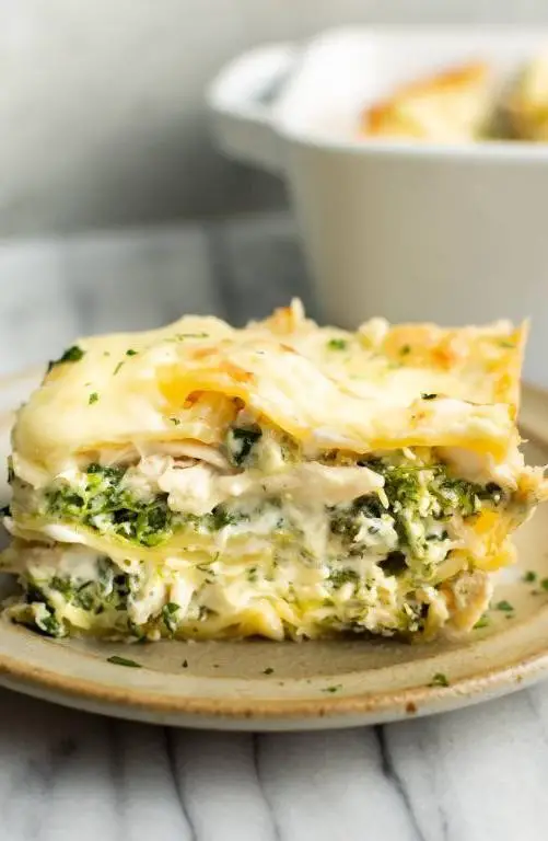 Creamy Chicken and Spinach Lasagna