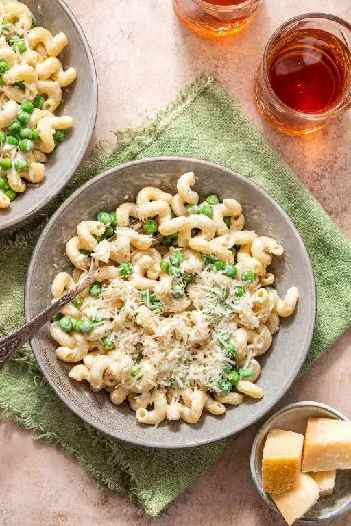 Creamy Garlic Parmesan Cavatappi