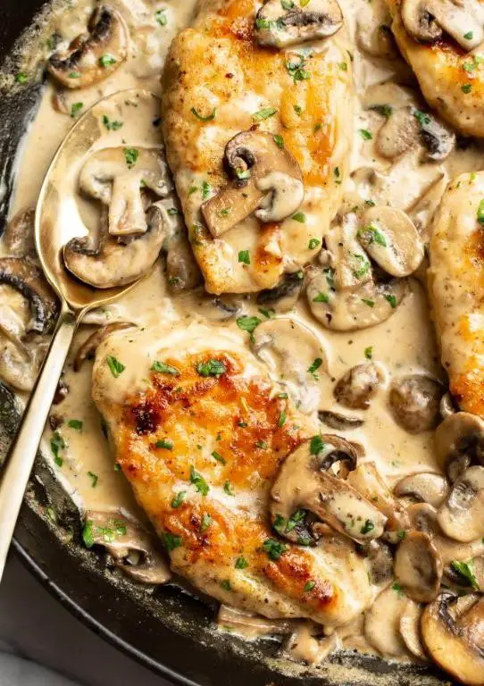 Creamy Mushroom Chicken Gravy
