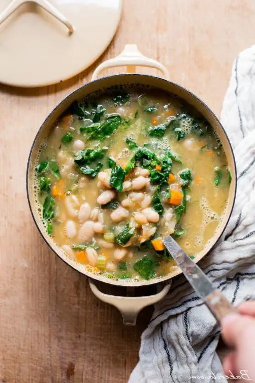 Creamy Vegan White Bean and Kale Soup