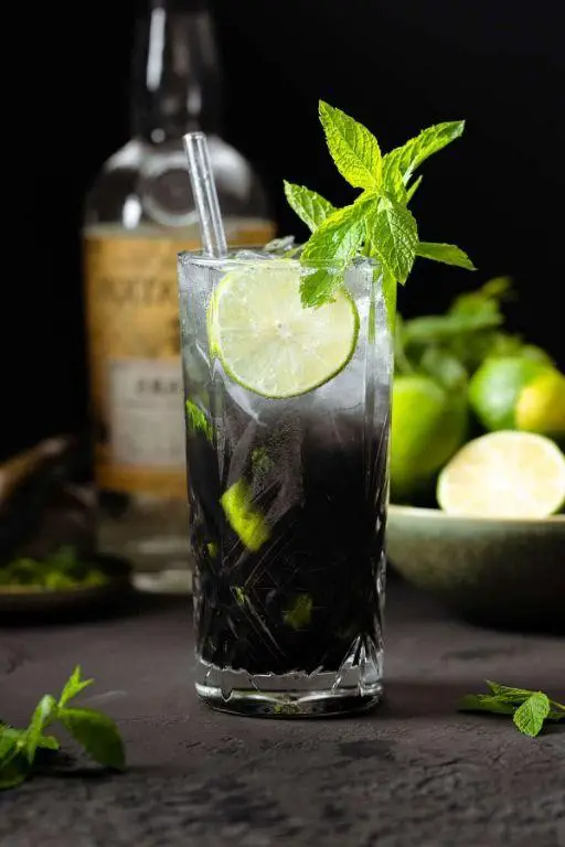 Creepy Coconut Mojito