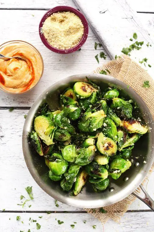 Crispy Brussel Sprouts with Spicy Aioli