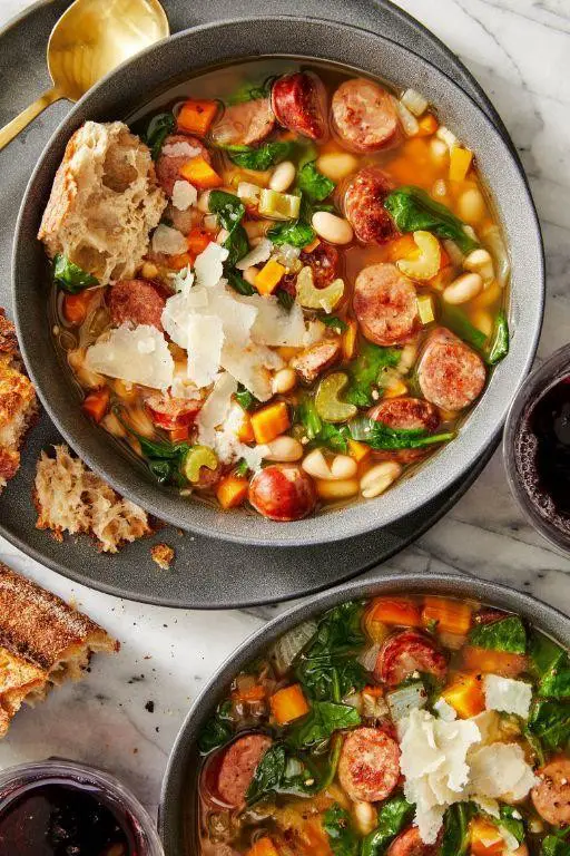 Crock Pot Sausage and Spinach Soup