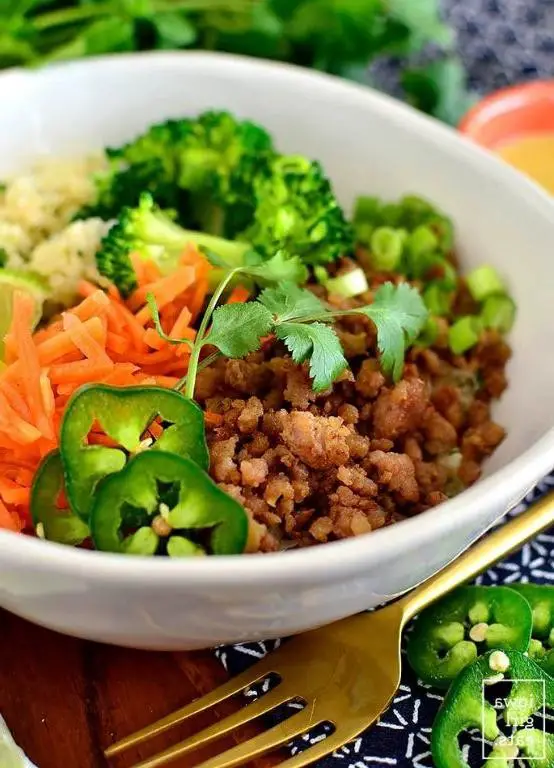 Crock Pot Vietnamese Caramelized Pork Bowls