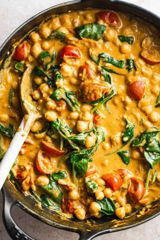 Curry Ramen with Chickpeas and Spinach