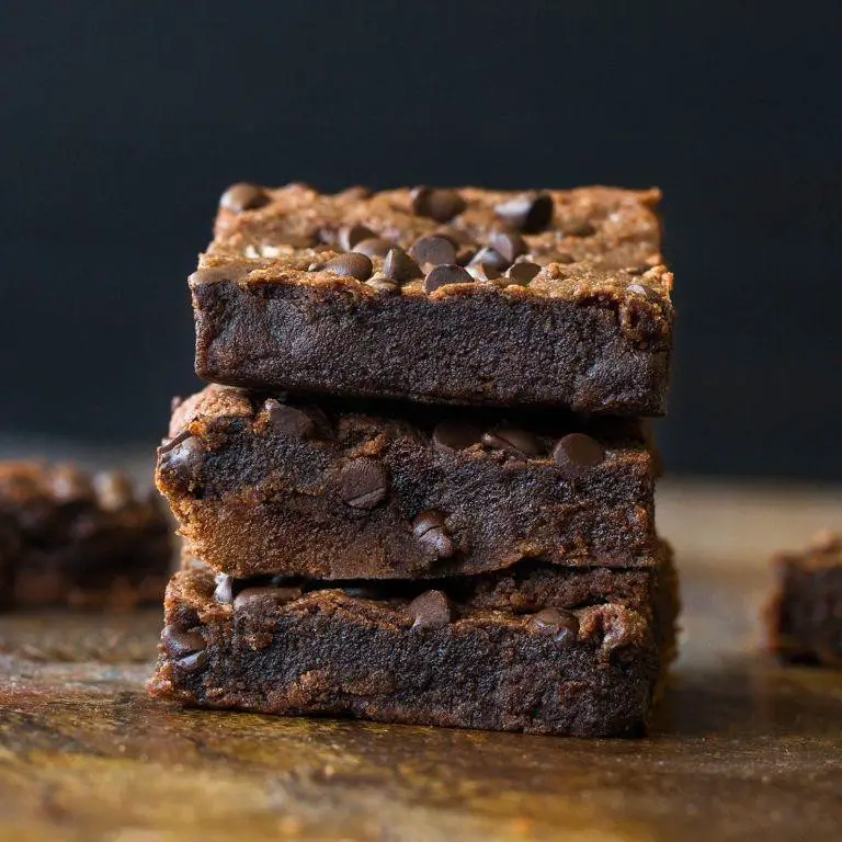 Dark Chocolate Whey Protein Brownies