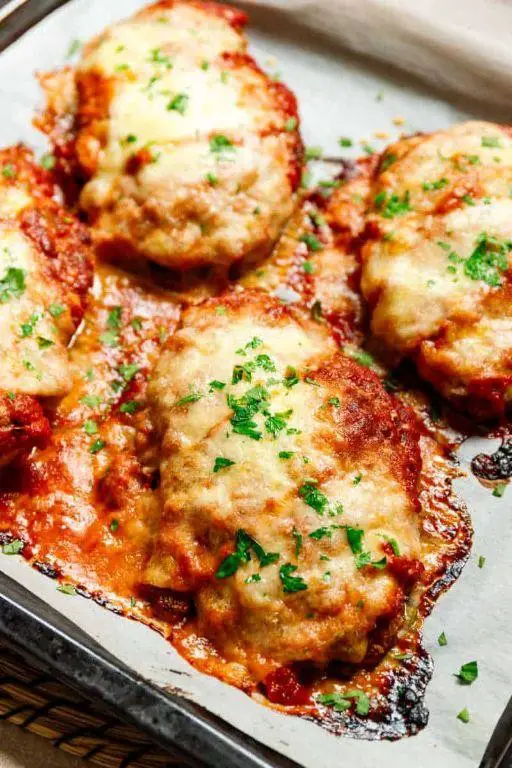Easy Keto Chicken Parmesan