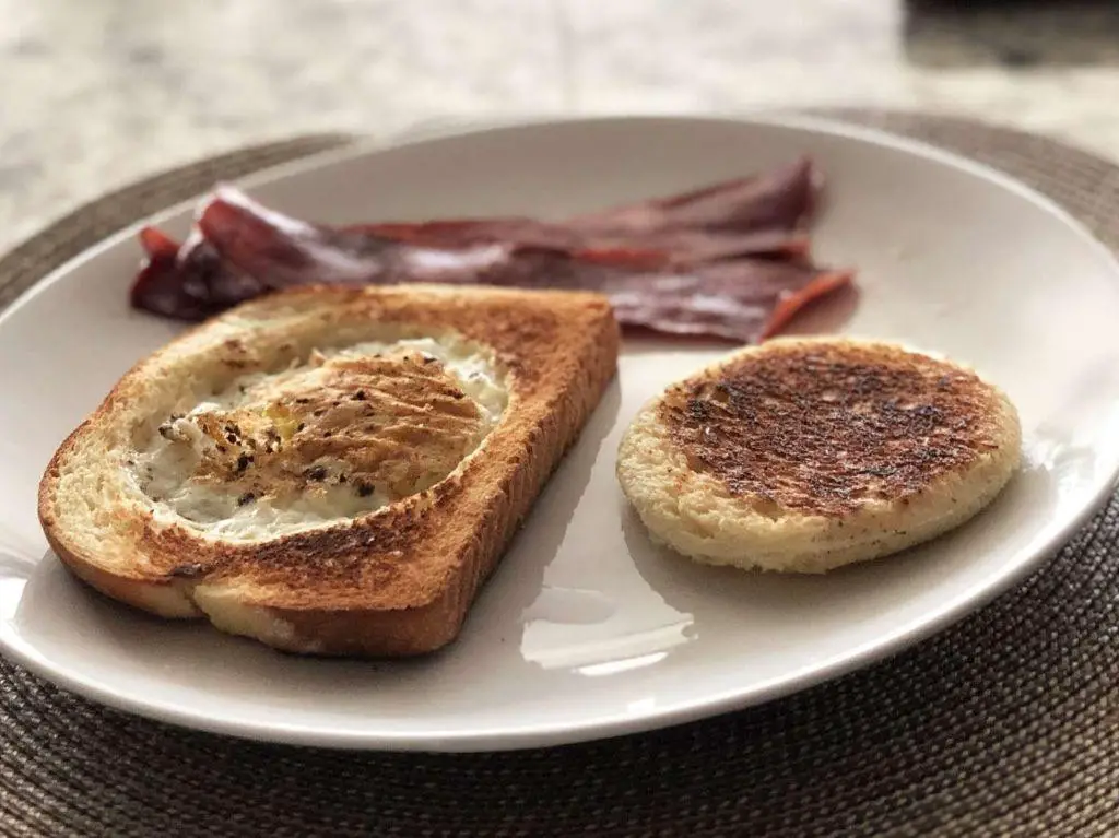 English Muffin Egg in a Hole