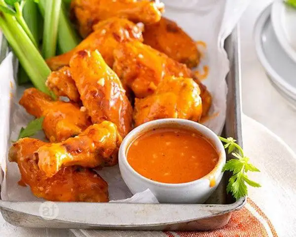 Garlic Parmesan Hot Wing Sauce