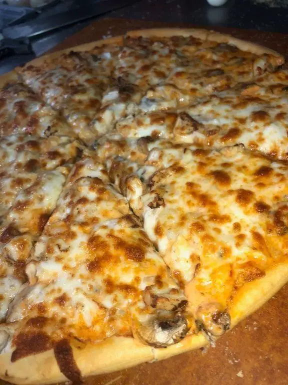 Gluten Free Buffalo Chicken Pizza