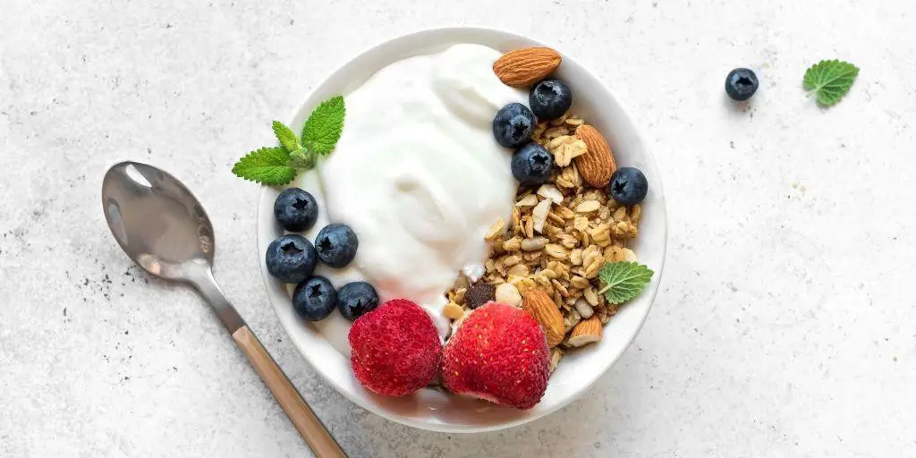 Greek Yogurt with Mixed Berries and Nuts