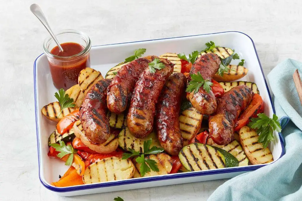 Grilled Beef Sausage with Vegetables