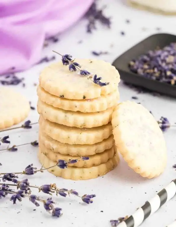 Homemade Shortbread Cookies with Lavender