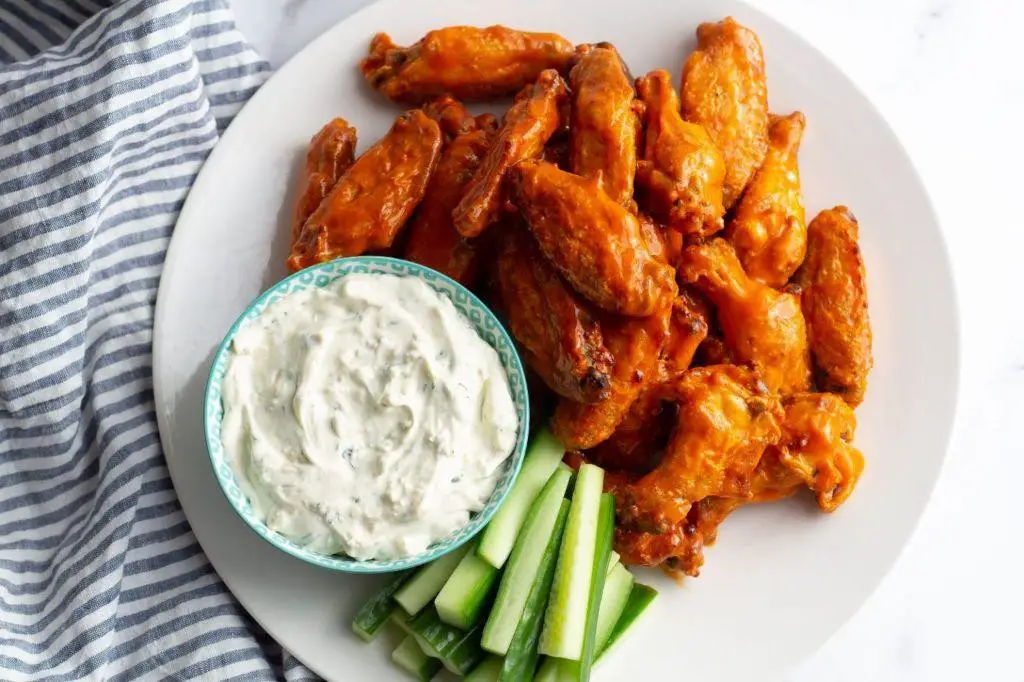 Hot Wings with Blue Cheese Dip