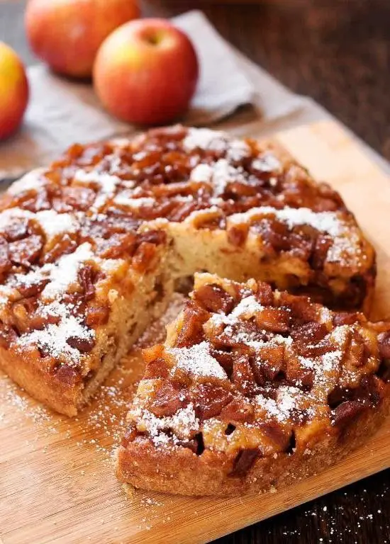 Instant Pot Apple Cinnamon Cake