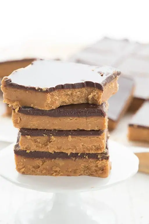 Keto Chocolate Peanut Butter Bars