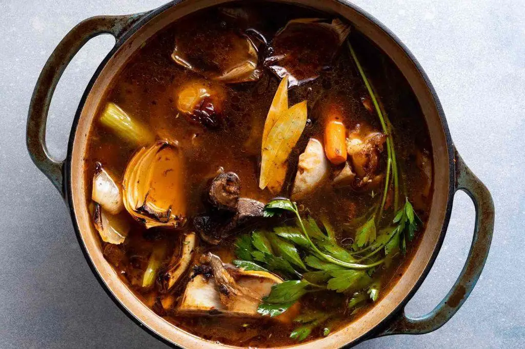 Kumla in a Rich Beef Broth