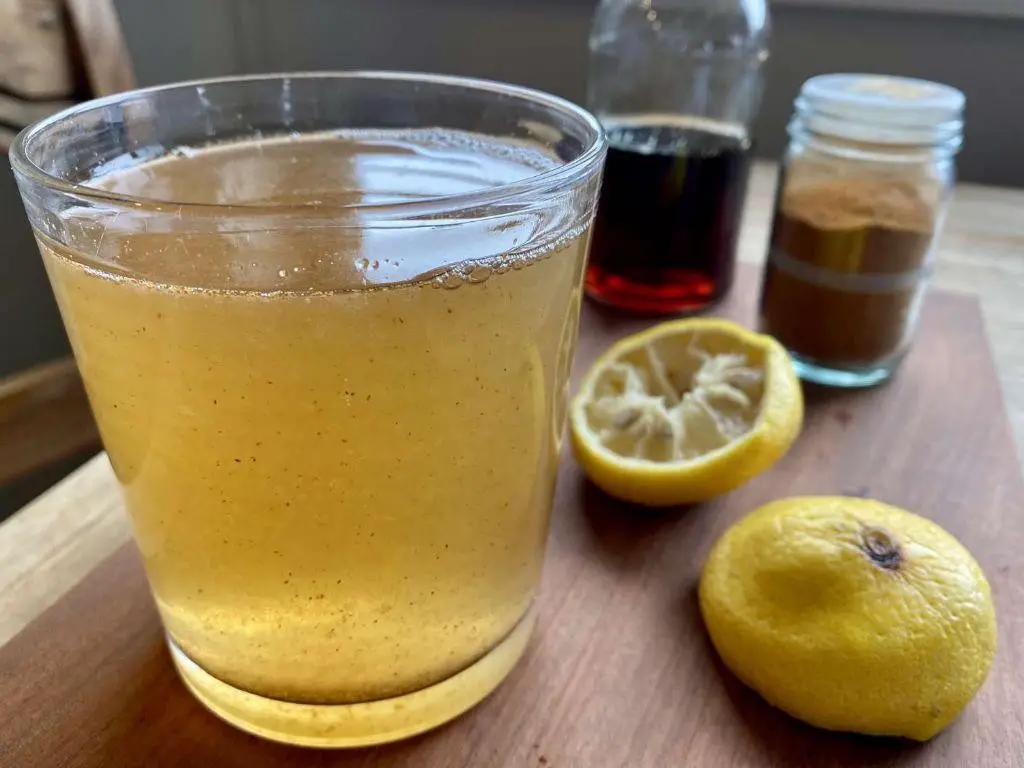 Lemon Cayenne Pepper Detox Drink
