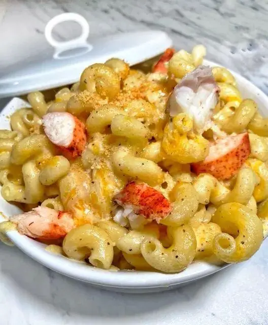 Lobster Kraft Mac and Cheese