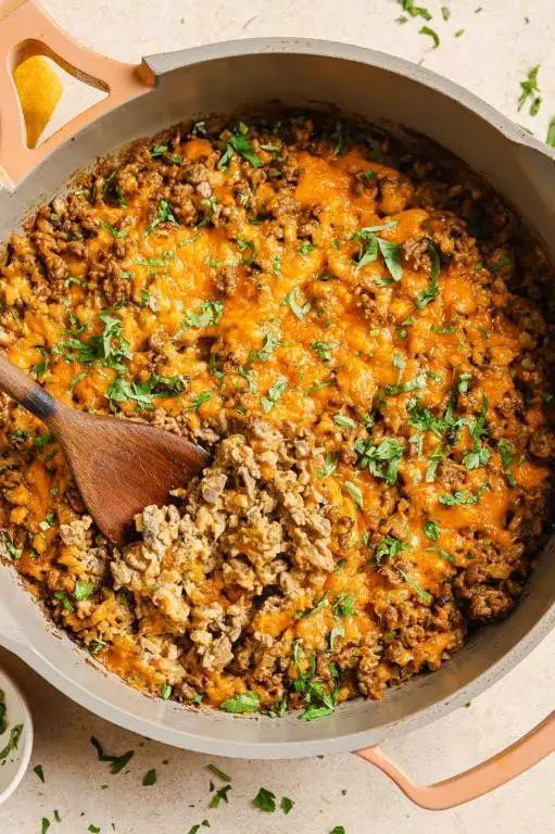 Low-Carb Ground Beef and Cauliflower Rice Skillet