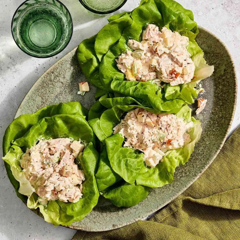 Low-Carb Tuna Lettuce Wraps