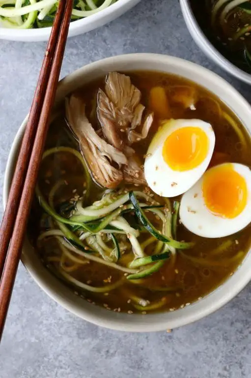 Low-Carb Zucchini Noodle Ramen