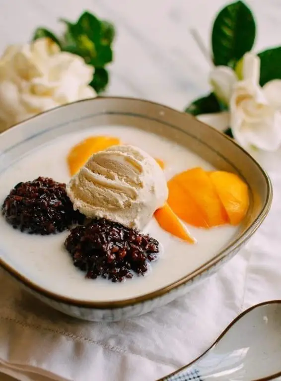 Mango and Black Rice Wrap