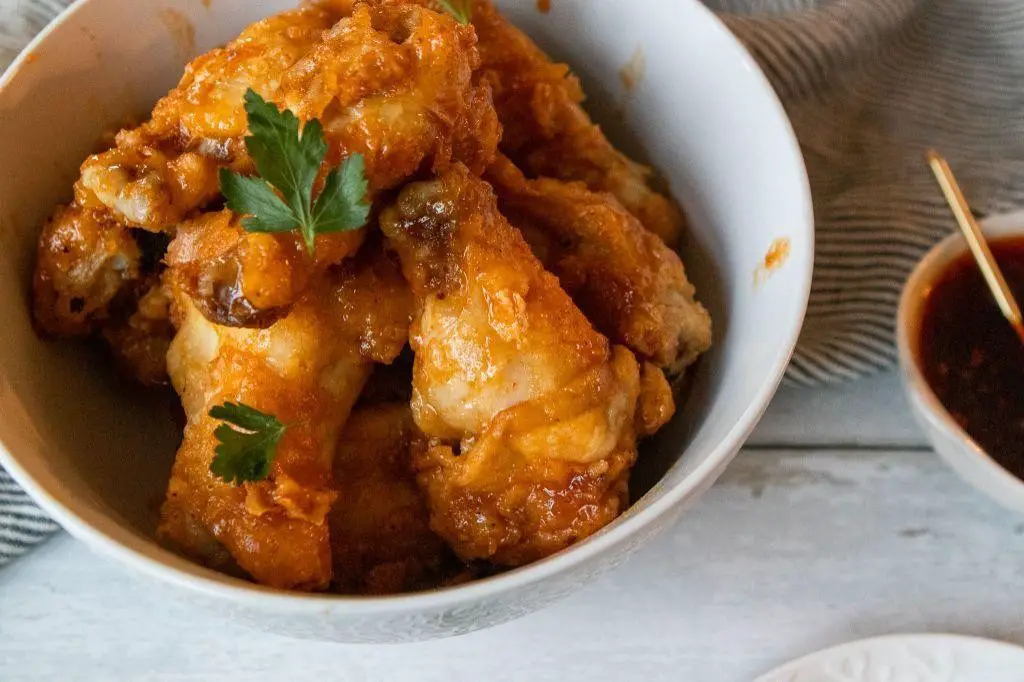 Maple Sriracha Hot Wing Sauce
