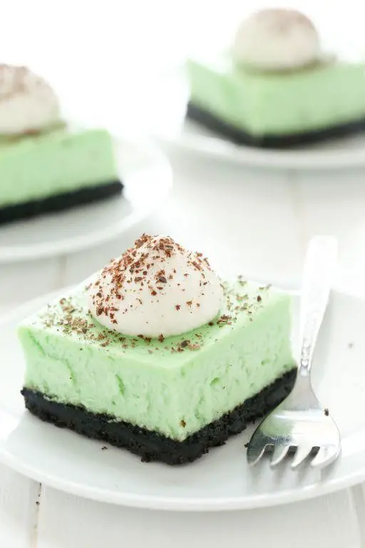 Mint Chocolate Chip Cheesecake Bars