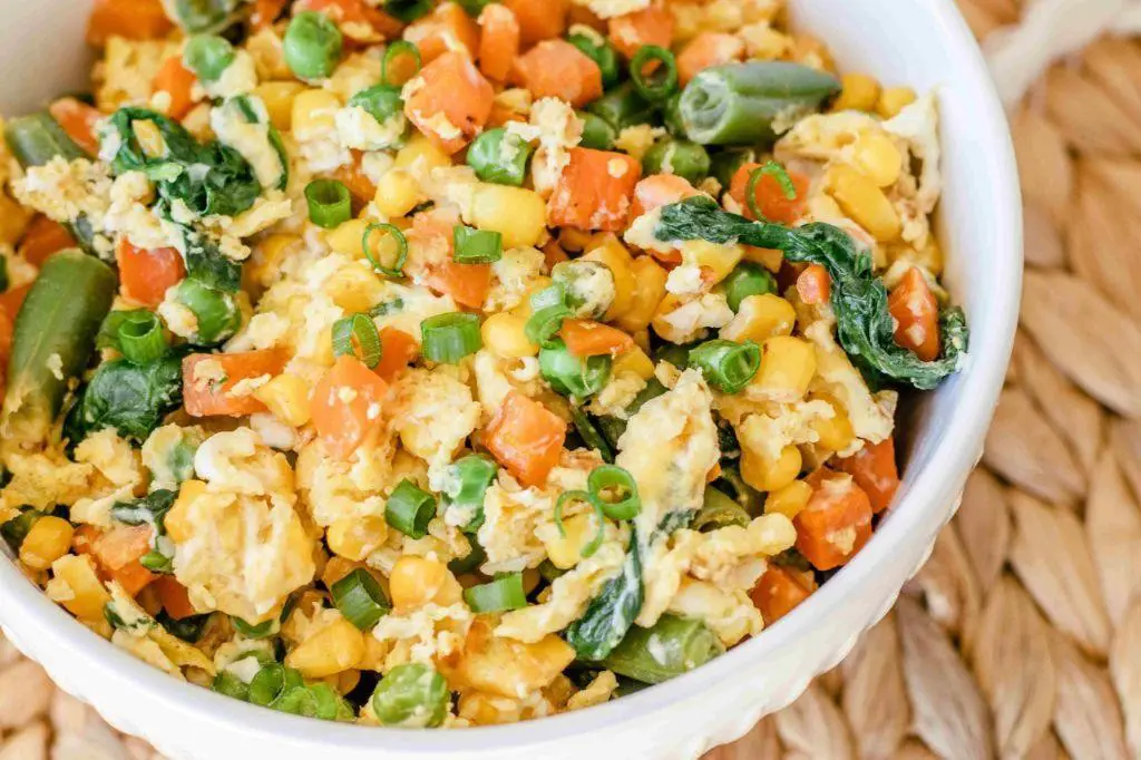 Mixed Vegetables and Egg Scramble