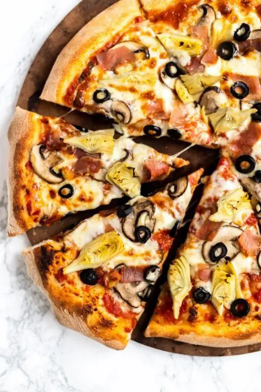 Neapolitan Pizza with Artichokes and Olives
