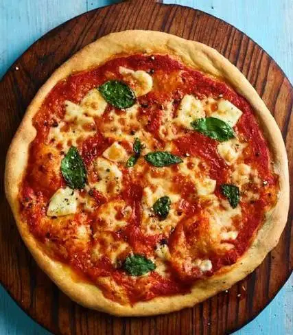 Neapolitan Pizza with Buffalo Mozzarella and Basil