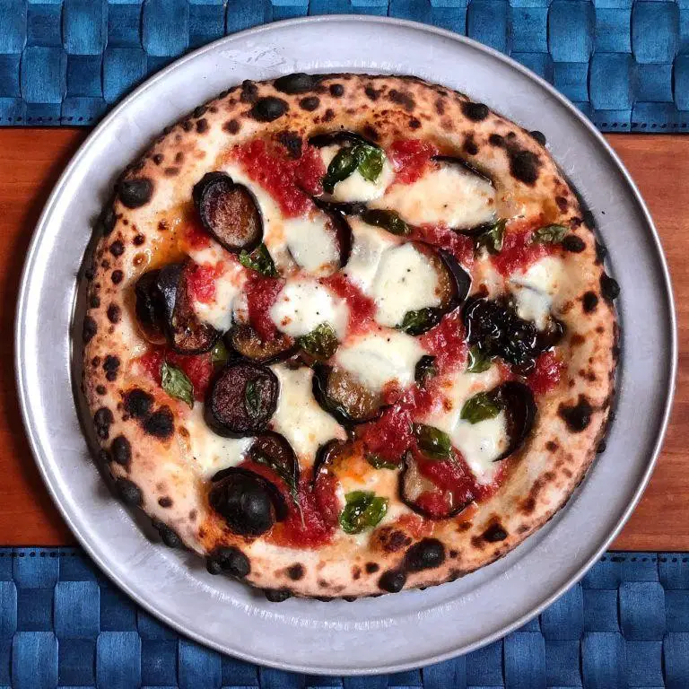Neapolitan Pizza with Eggplant and Parmesan