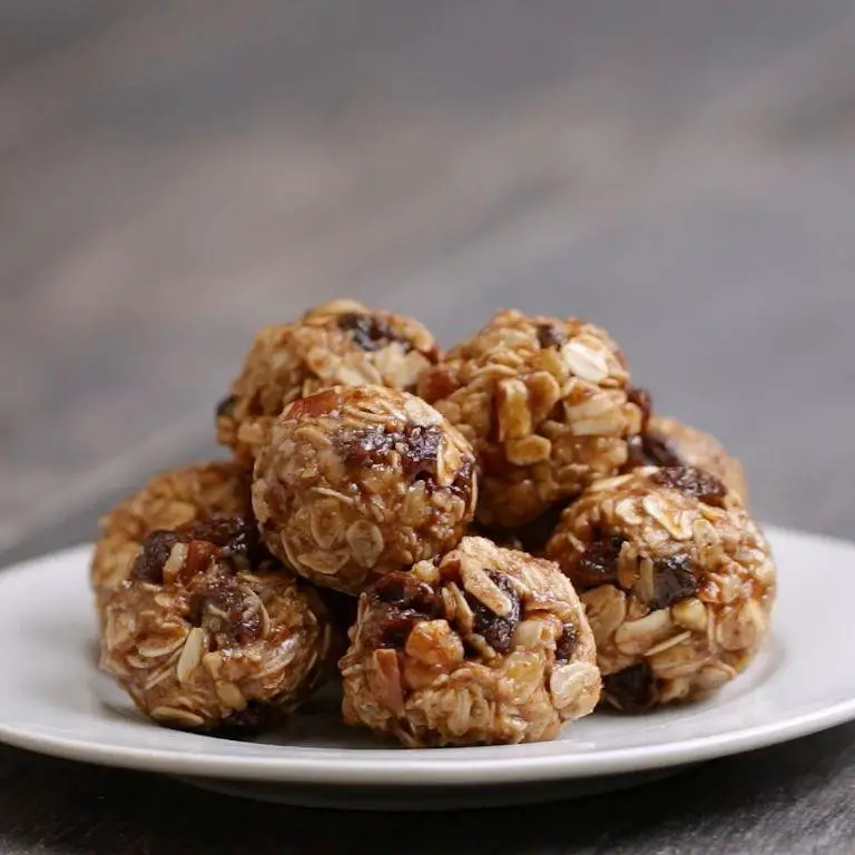 Oatmeal Raisin Energy Balls