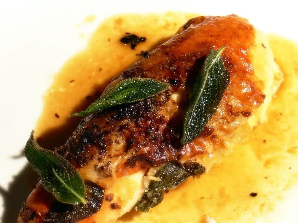 Onion and Sage Chicken Gravy