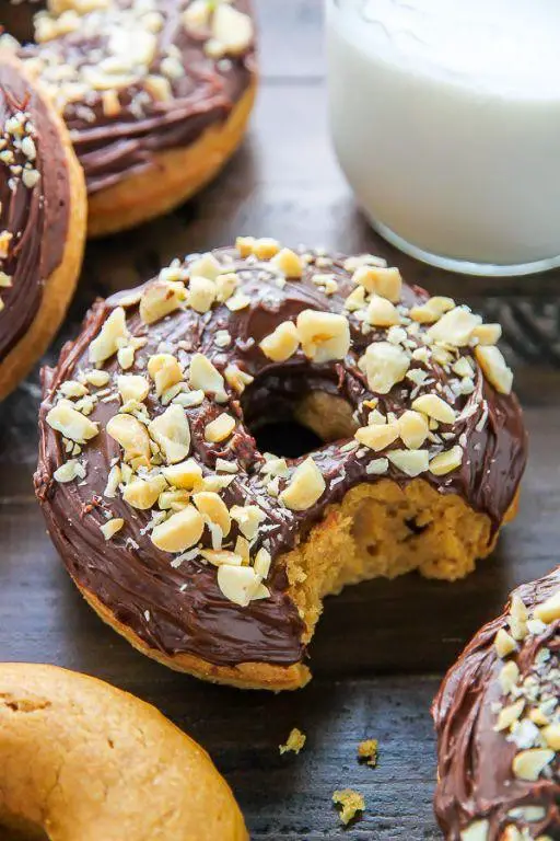 Peanut Butter Chocolate Baked Donuts