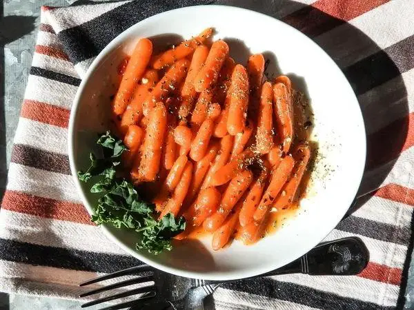 Pepper Jelly Glazed Carrots