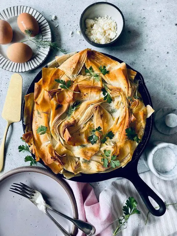 Phyllo Dough Breakfast Pie with Spinach and Feta