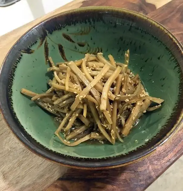 Pickled Burdock Root