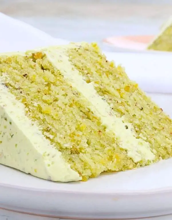 Pistachio Sponge Cake