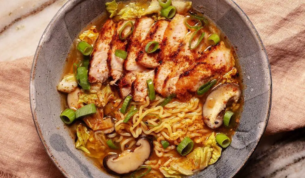Pork and Cabbage Ramen Soup