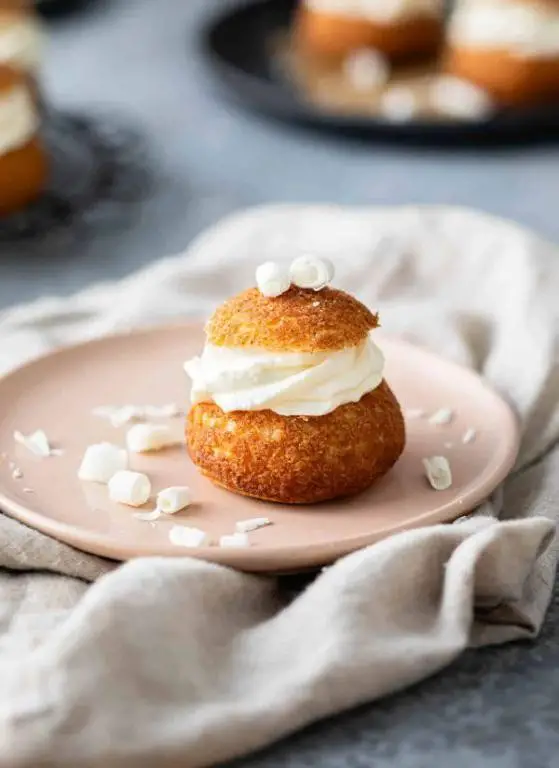 Pumpkin Spice Cream Puffs
