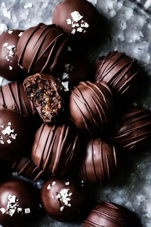 Quick Fig and Dark Chocolate Truffles