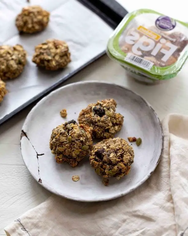 Quick Fig and Oatmeal Breakfast Cookies