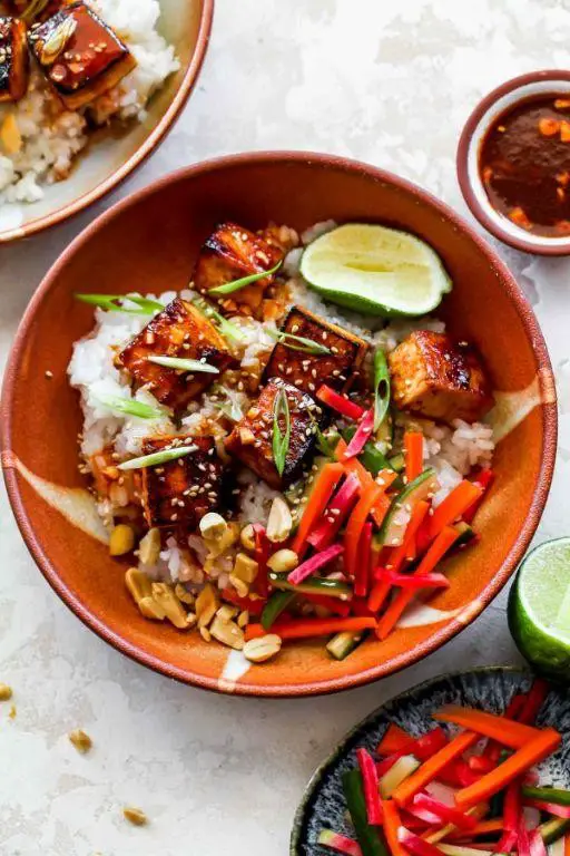Quick Gochujang Tofu Bowl