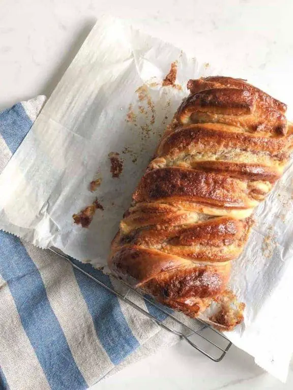 Raspberry Almond Yeast Bread