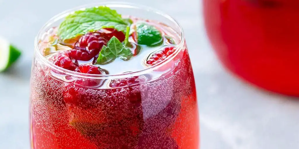 Raspberry Lime Spritzer