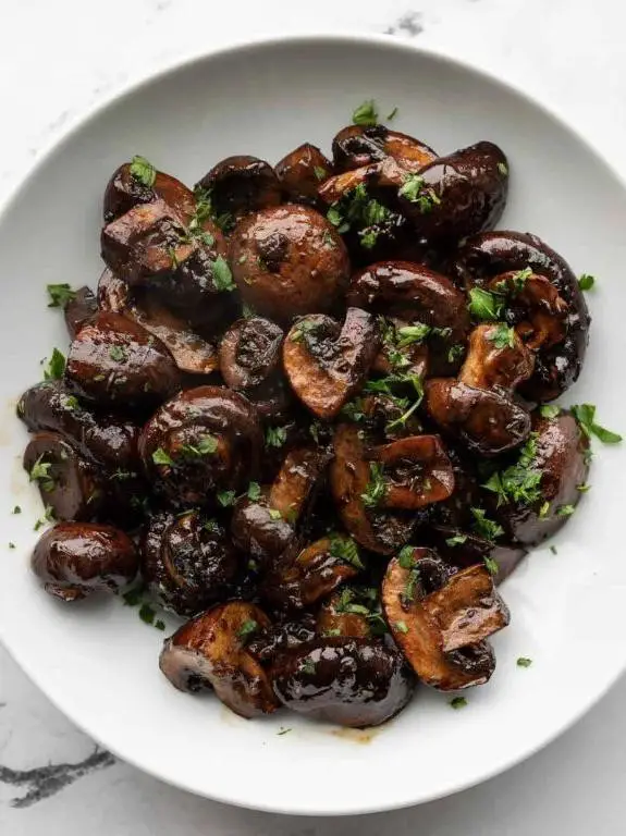 Roasted Baby Bella Mushrooms with Balsamic Glaze